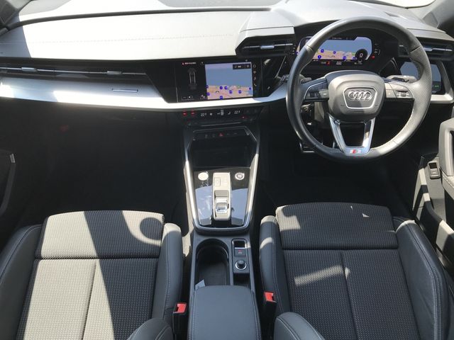 AUDI A3 Sedan