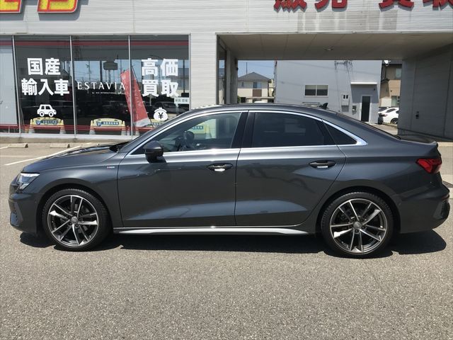 AUDI A3 Sedan