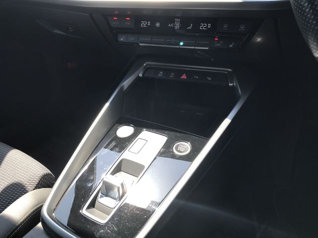 AUDI A3 Sedan