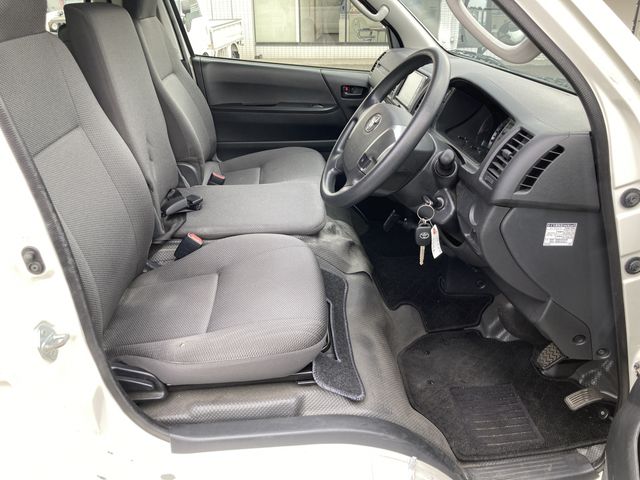 HIACE van 2WD