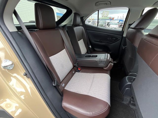 YARIS CROSS HYBRID