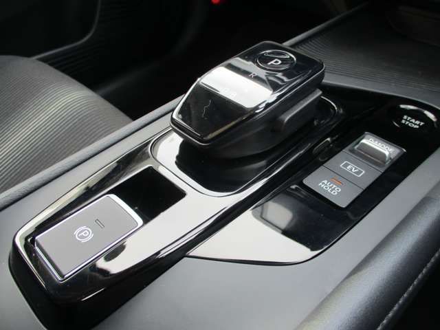 NOTE 4WD