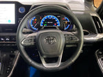 VOXY HYBRID