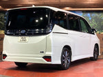 VOXY HYBRID