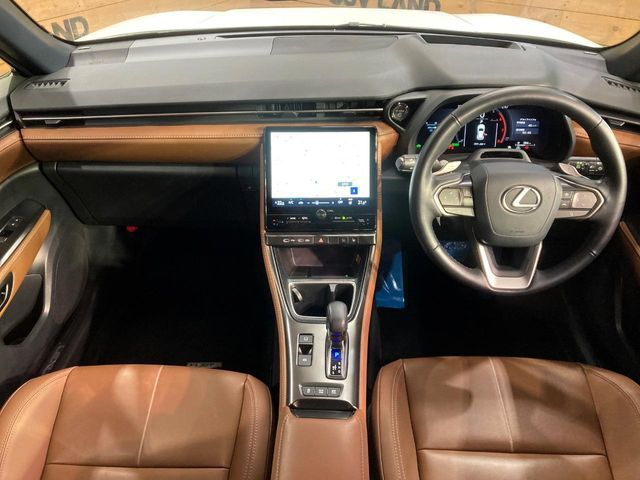 LEXUS LBX