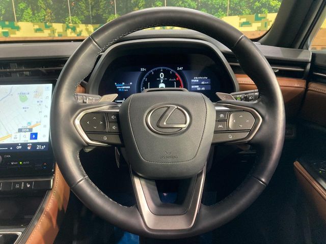 LEXUS LBX
