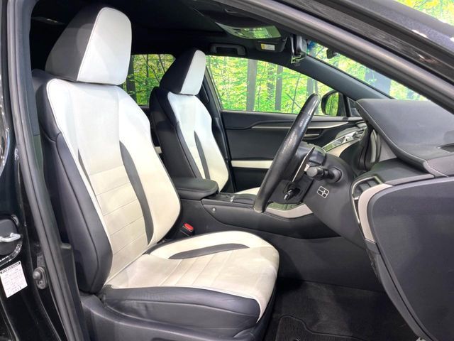LEXUS NX300h