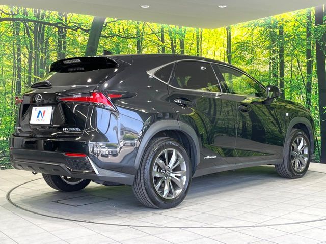 LEXUS NX300h
