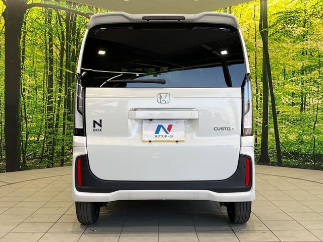 N BOX CUSTOM