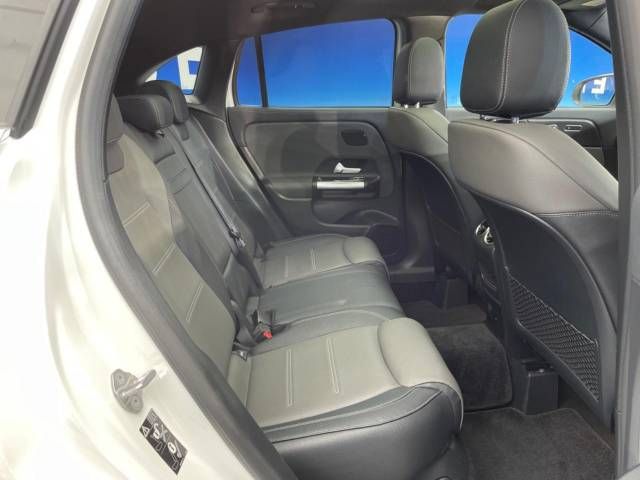 MERCEDES BENZ GLA class