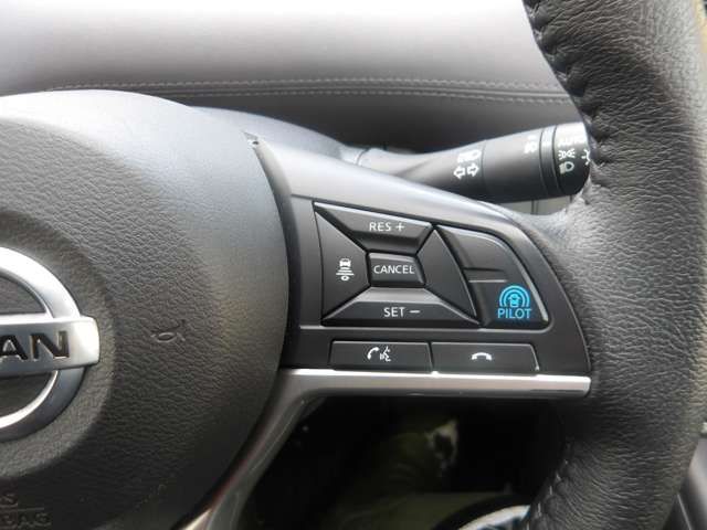 SERENA S-HYBRID 4WD