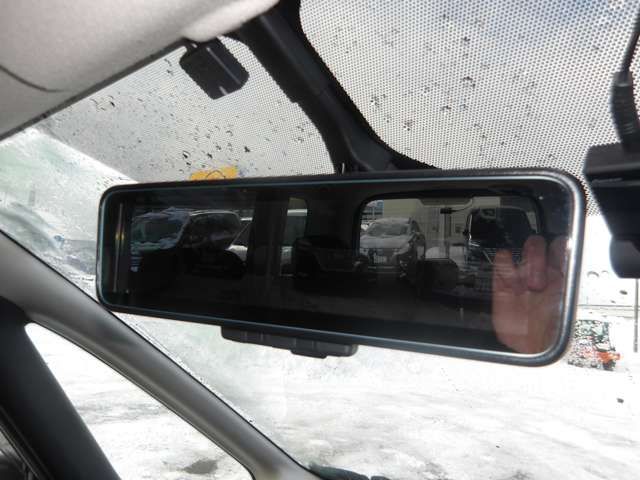 SERENA S-HYBRID 4WD