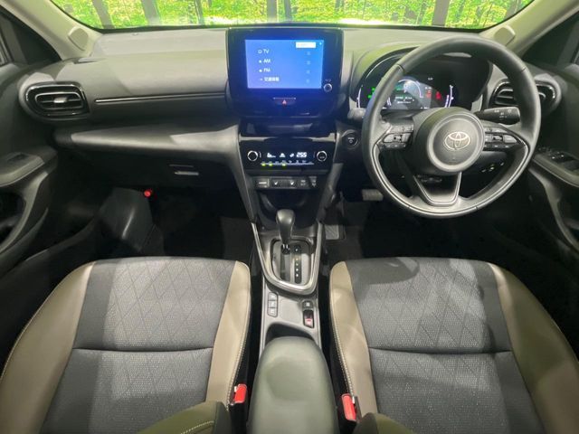 YARIS CROSS HYBRID