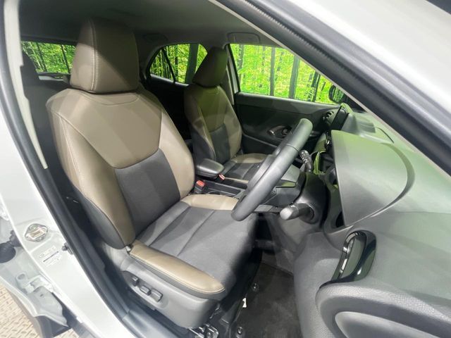 YARIS CROSS HYBRID