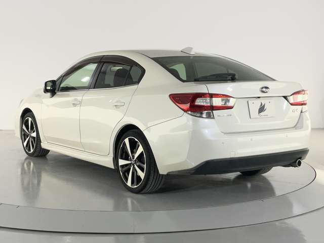 IMPREZA G4 4WD