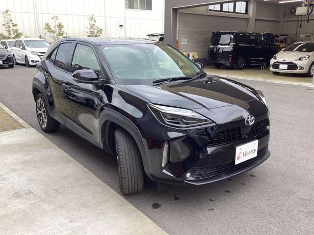 YARIS CROSS