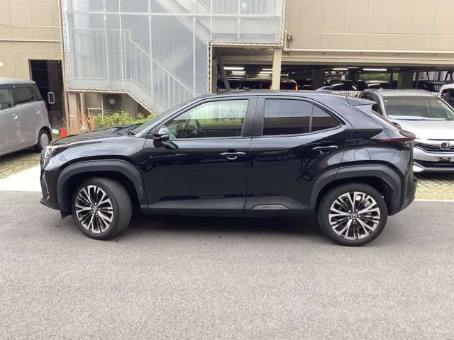YARIS CROSS