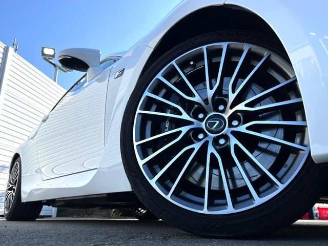 LEXUS RC F