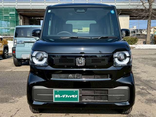 N BOX