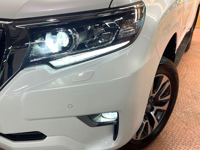 LANDCRUISER PRADO