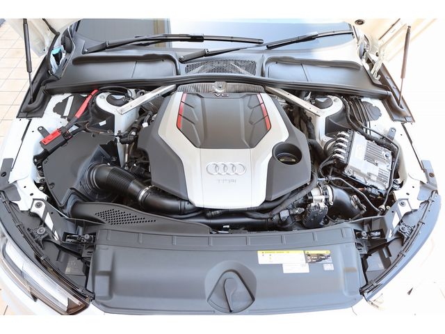 AUDI S4 AVANT