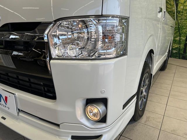 HIACE van 4WD