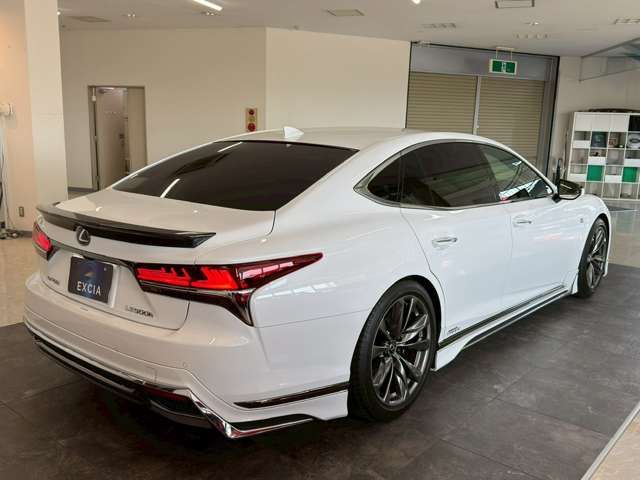 LEXUS LS500h