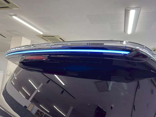 ALPHARD hybrid 4WD