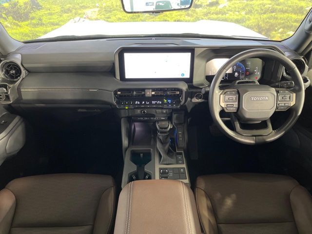 LANDCRUISER 250