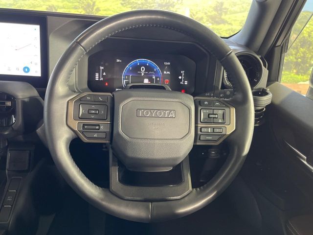 LANDCRUISER 250