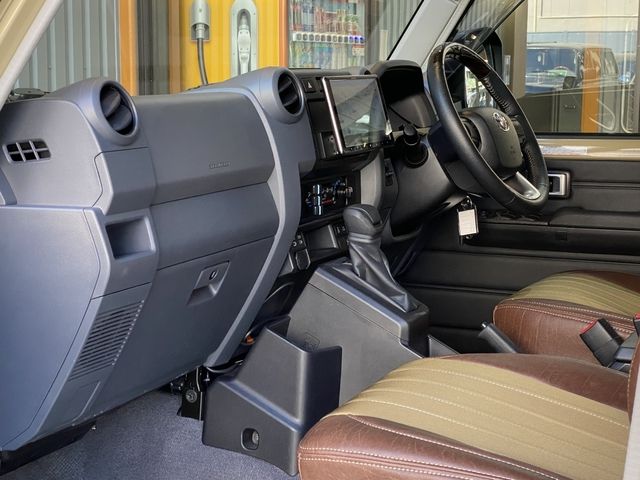 LANDCRUISER 70