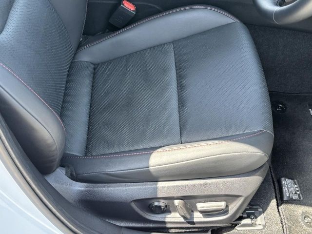 PRIUS 4WD