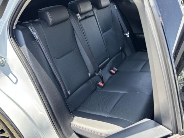 PRIUS 4WD