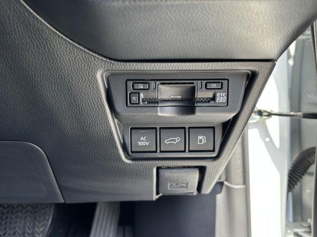 PRIUS 4WD