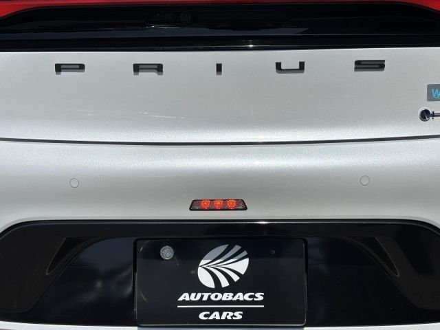 PRIUS 4WD