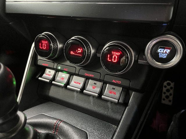 GR86