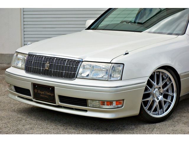 CROWN hardtop