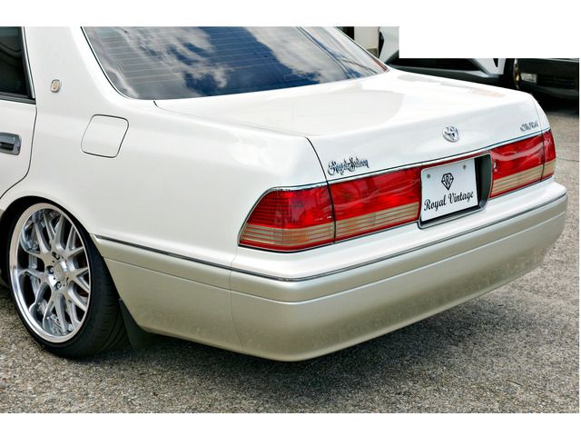 CROWN hardtop