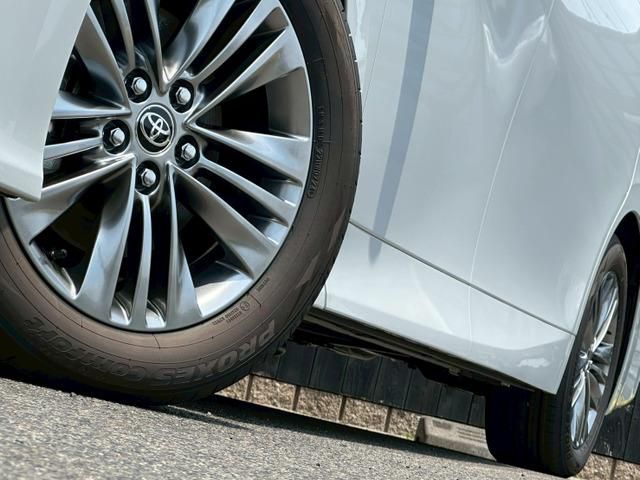 ALPHARD hybrid