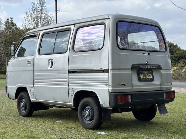 ACTY van