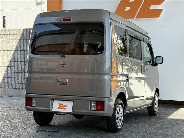 CLIPPER van