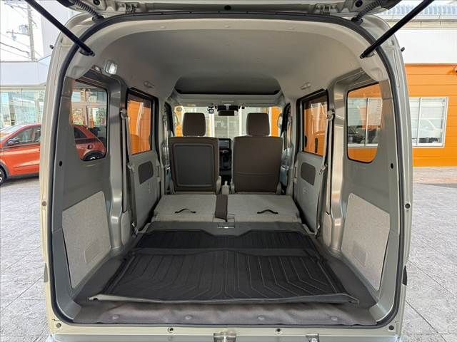 CLIPPER van