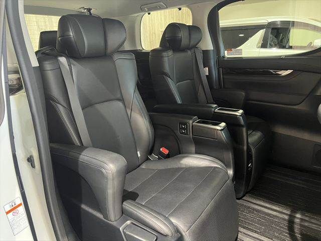 VELLFIRE HYBRID 4WD