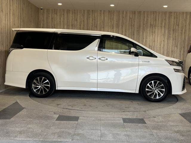 VELLFIRE HYBRID 4WD
