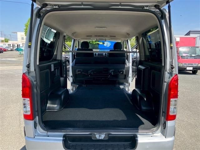 HIACE van 2WD