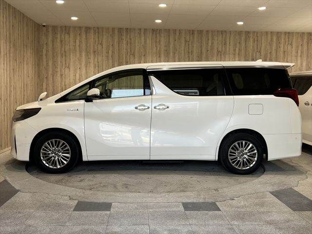 ALPHARD hybrid 4WD