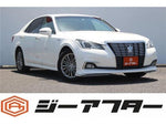 CROWN sedan hybrid