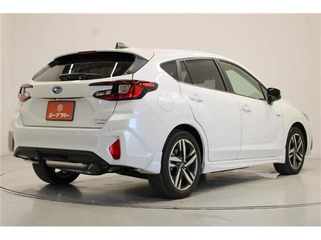 IMPREZA 5Door