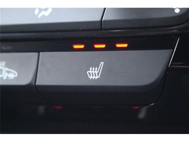 INSIGHT sedan