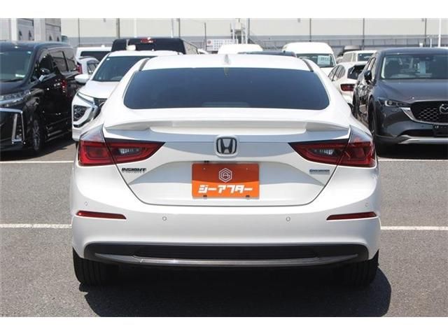 INSIGHT sedan